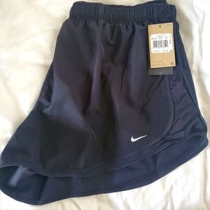 NWT Women's Nike Running Shorts in Black, 2X